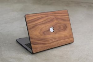 Alvin Industries Real-Wood Macbook Case